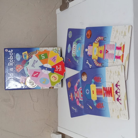 Eeboo Build A Robot Puzzle and Spinner Game - Picture 2 of 9
